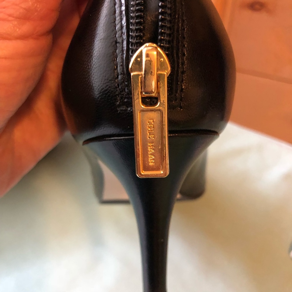 Shoe - Picture 5 of 5